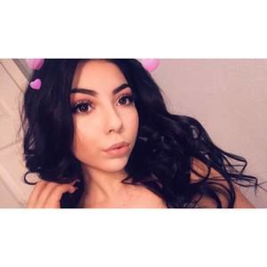 Meet your Posher, Ebony